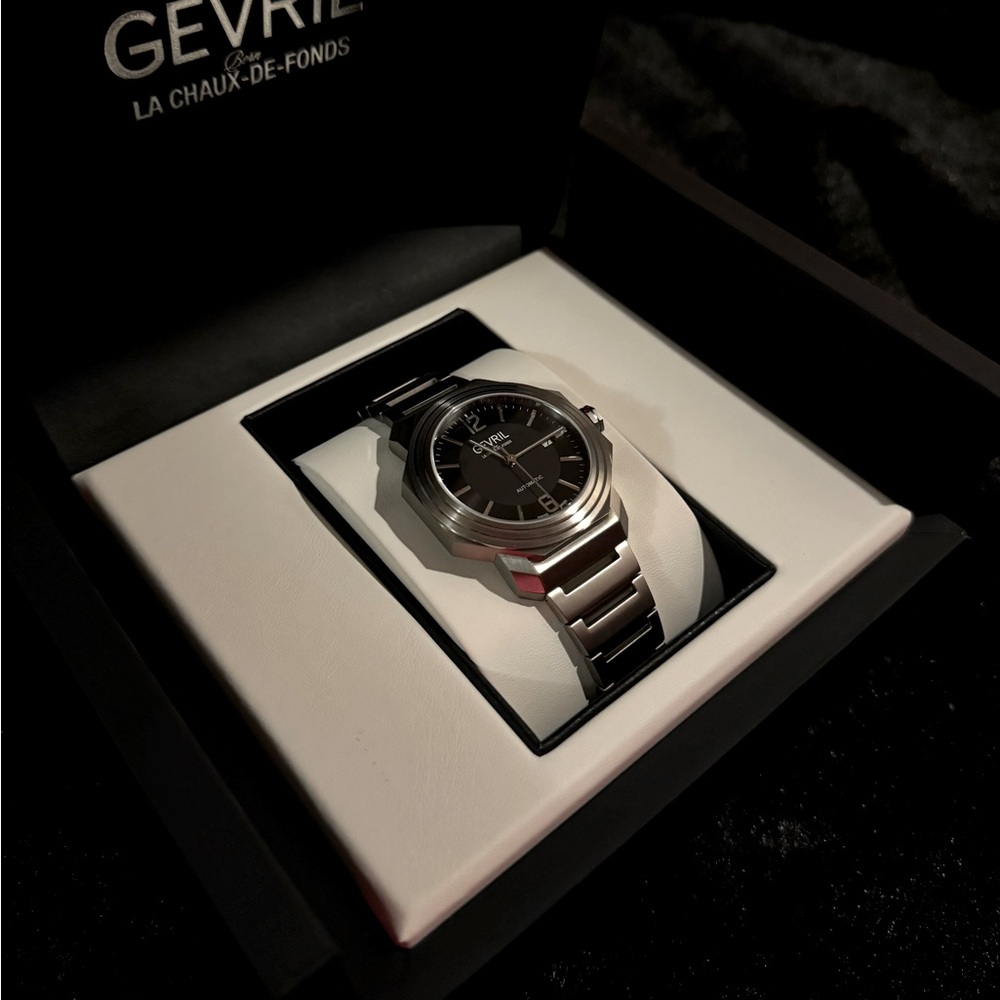 GEVRIL Titanium Roosevelt men’s black watch - NEVER WORN - New Without Tags